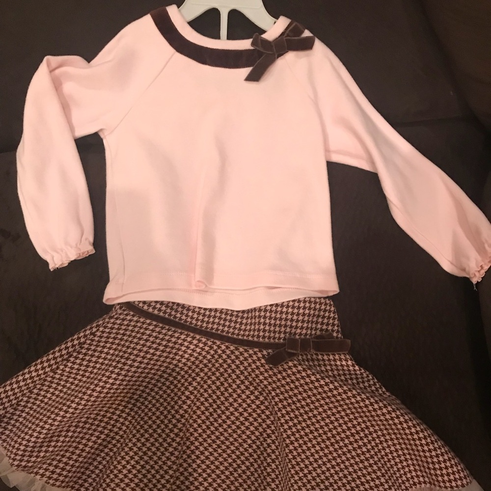 Toddler girls 2 piece dress set. Size 4t